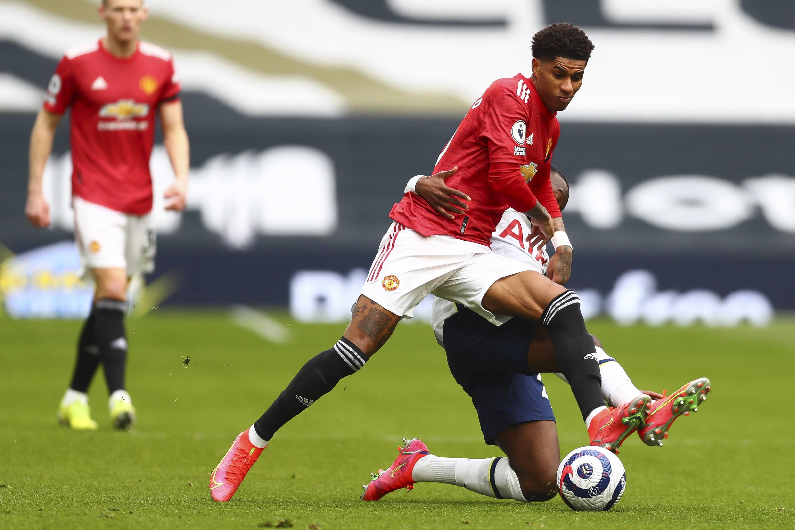 一直以来都 一直以来都